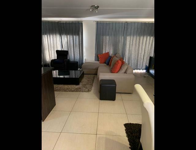 3 BEDROOM PROPERTY TO RENT IN FOURWAYS